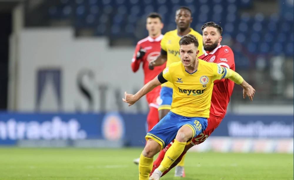 参与尤为关 参与尤为关