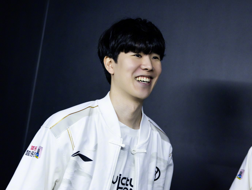 表现出色 表现出色