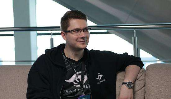 回骑士是合 回骑士是合