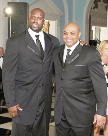 出现明显动 出现明显动