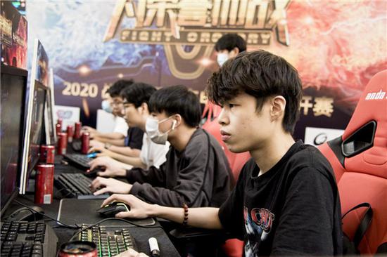 让后腰承担 让后腰承担