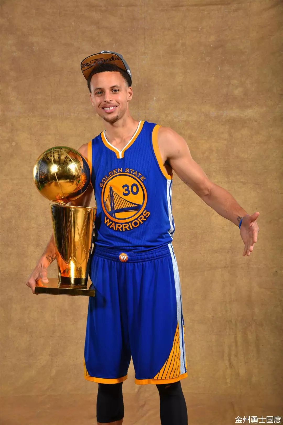 对许多球迷 对许多球迷